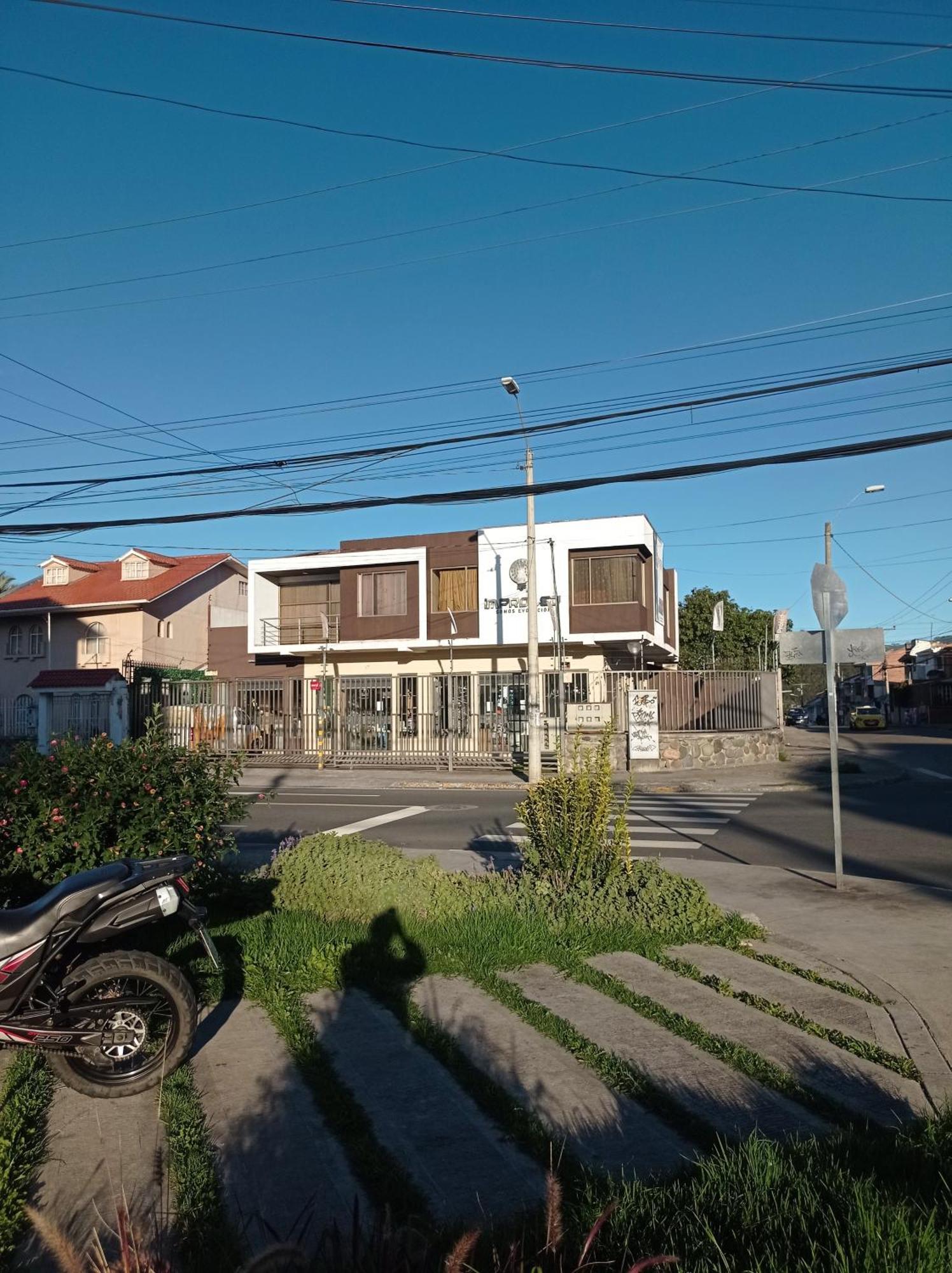 Independiente Cerca De Muchos Lugares Apartamento Cuenca